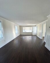 1212 Fisher St in Morehead City, NC - Building Photo - Building Photo