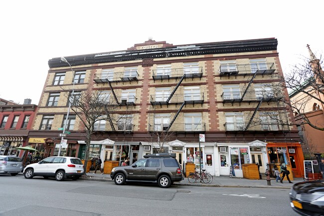 194-196 Court St