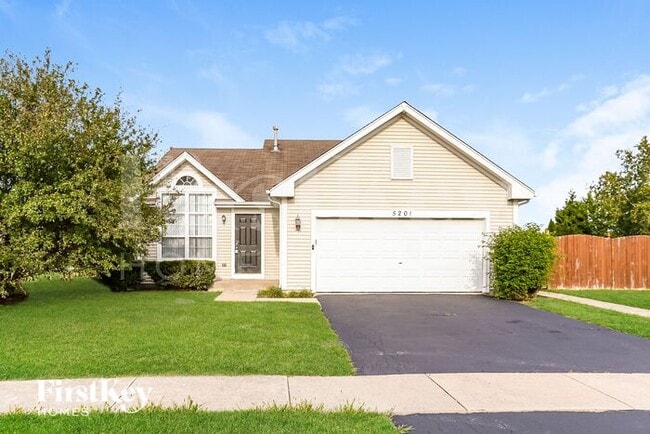 property at 5201 W Orchard Trail