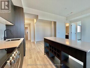 2369-2369 Danforth Ave in Toronto, ON - Building Photo - Building Photo