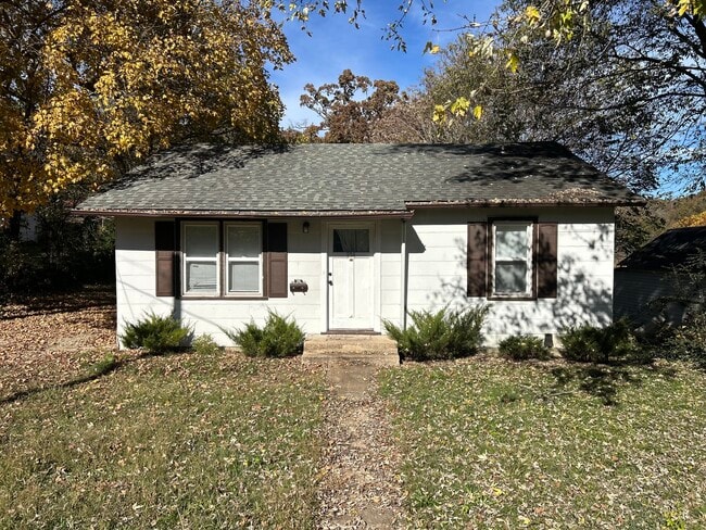 property at 214 Poplar St