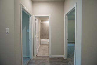 3505 Riviera Ct in Denton, TX - Building Photo - Building Photo