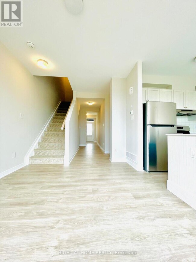 825 Andesite Ter in Ottawa, ON - Building Photo - Building Photo