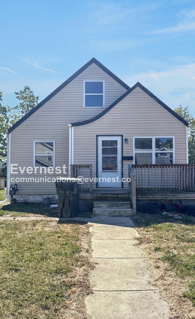 property at 1261 Hildreth Ave