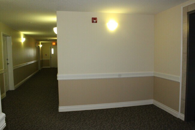 4910 50 St in Stony Plain, AB - Building Photo - Building Photo