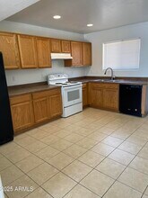 2526 W Ocotillo Rd in Phoenix, AZ - Building Photo - Building Photo