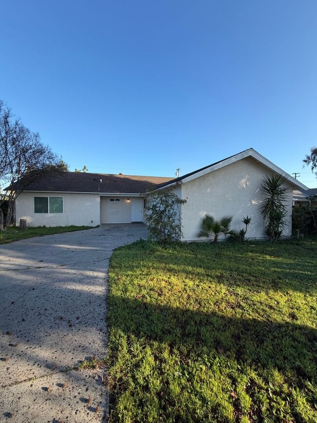 751 Plumas St in Kingsburg, CA - Building Photo - Building Photo