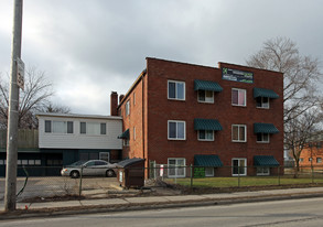 1204 E Manhattan Ave Apartments