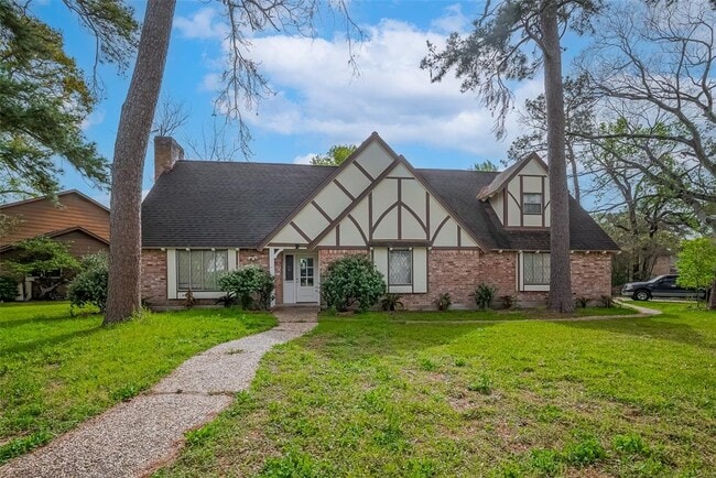 property at 811 Loire Ln