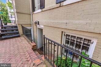 3100 N St NW in Washington, DC - Building Photo - Building Photo