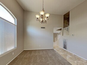 5548 W Southgate Ave in Phoenix, AZ - Building Photo - Building Photo