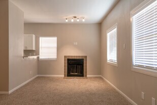 Seaside Village in Galveston, TX - Building Photo