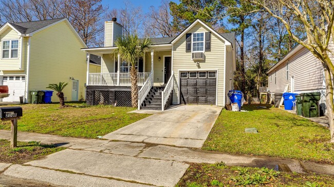 2108 Razorback Ln in Charleston, SC - Foto de edificio - Building Photo