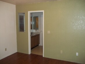 4678 W Lessing Ln in Tucson, AZ - Building Photo - Building Photo
