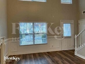 1427 Long Paw Ln in Charlotte, NC - Foto de edificio - Building Photo