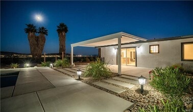 72160 Winters Rd in Twentynine Palms, CA - Building Photo - Building Photo