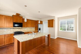 853 4th Ave NE in Issaquah, WA - Building Photo - Building Photo