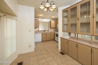 6113 S Cypress Point Dr in Chandler, AZ - Building Photo - Building Photo