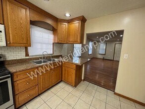 3809 Barr St in Fort Wayne, IN - Building Photo - Building Photo