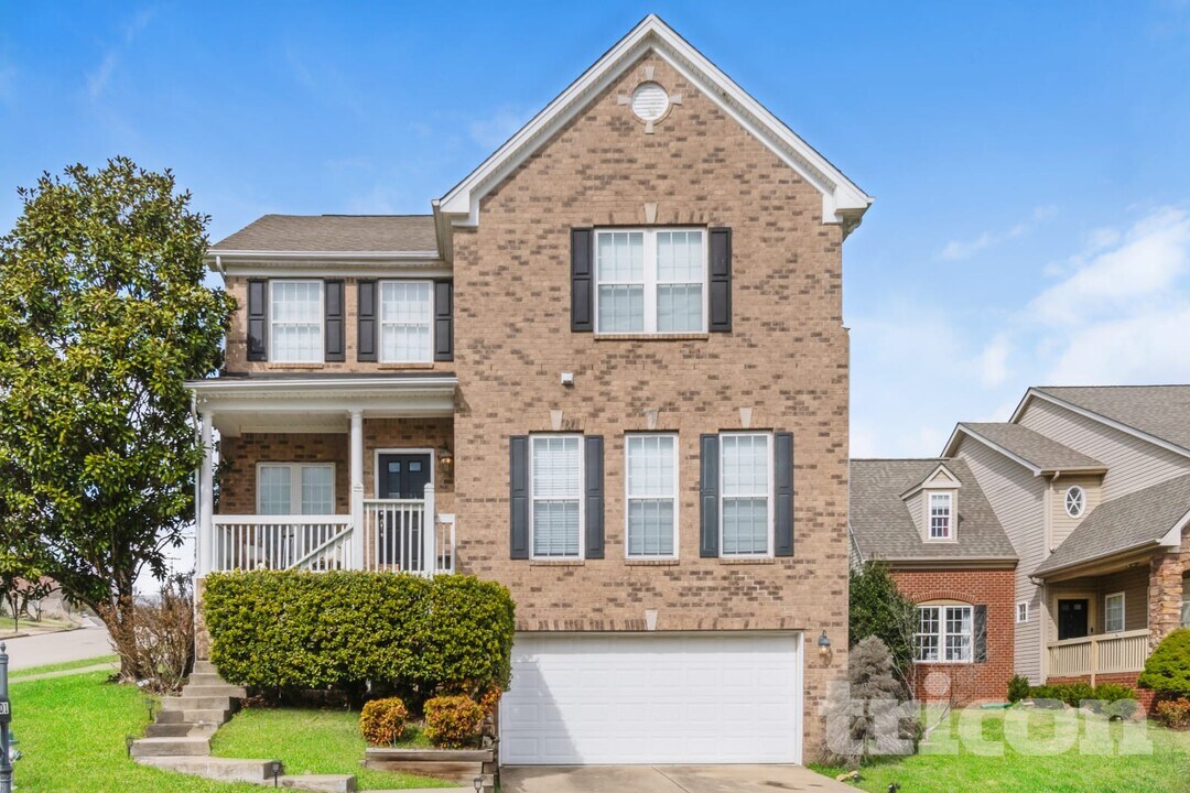 101 Gupton Ct in Nashville, TN - Foto de edificio