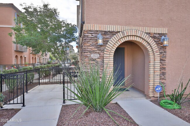 2623 S Key Biscayne Dr in Gilbert, AZ - Building Photo - Building Photo