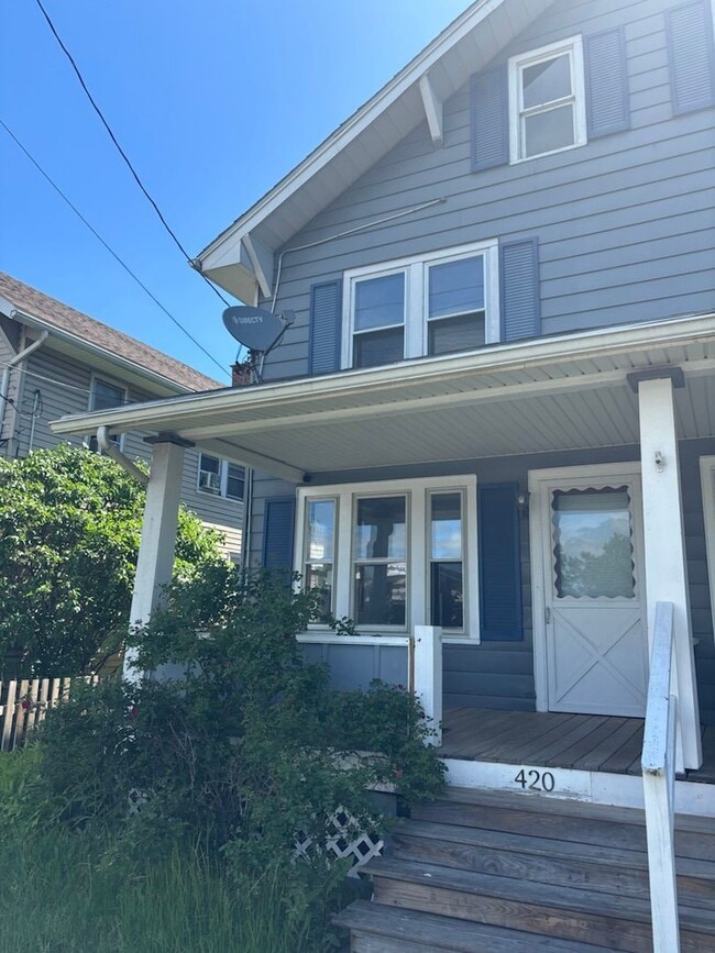 property at 420 N Courtland St