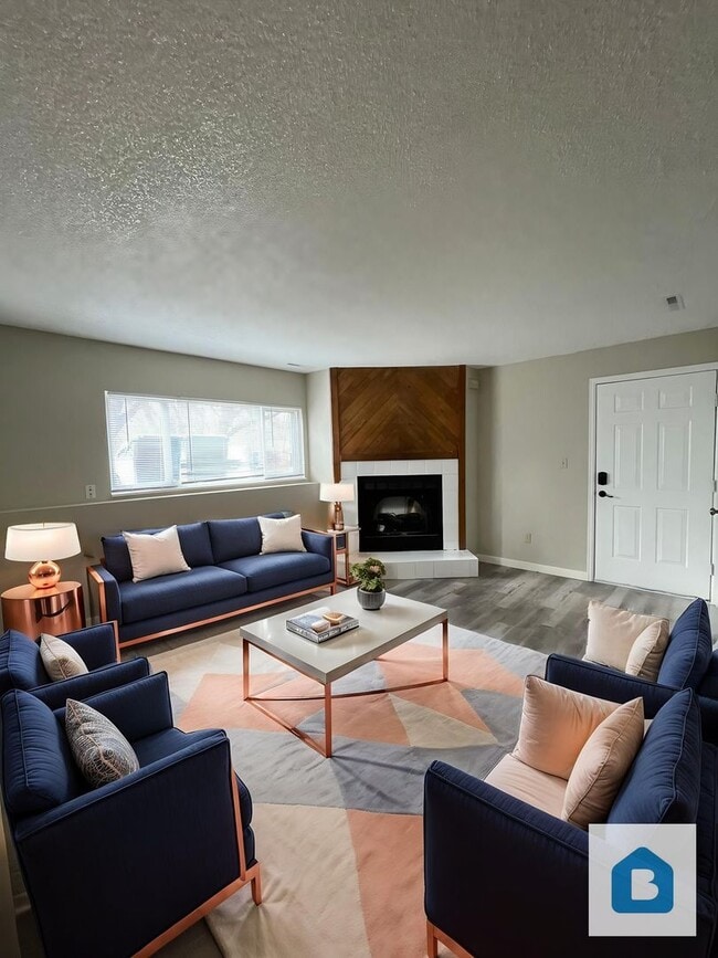 property at 435 W Van Buren St