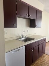 709 11th Ave S, Unit 6 in Hopkins, MN - Building Photo - Building Photo