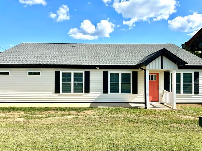 2217 Kenwood Blvd SE, Unit A