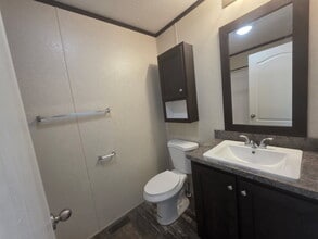 44 Sparrow Hill Dr in Orion Township, MI - Building Photo - Building Photo