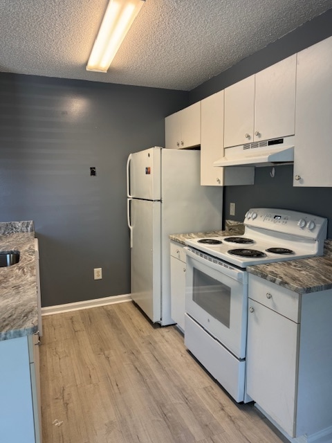 805 6th Ave S in Surfside Beach, SC - Foto de edificio - Building Photo