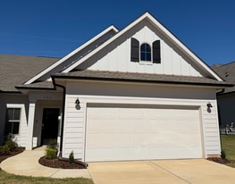 156 Little Britain St in Madison, AL - Building Photo