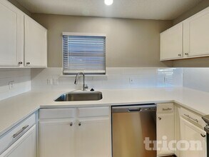 4228 Heath St in Fort Worth, TX - Foto de edificio - Building Photo