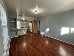 2218 Summit Ave in Everett, WA - Building Photo - Building Photo