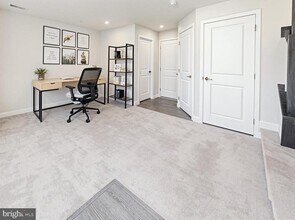 1800 E Eager St in Baltimore, MD - Building Photo - Building Photo