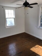 70 Westchester Ave in Pound Ridge, NY - Building Photo - Building Photo