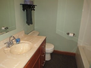 399 Co Rd 2000 in Jeromesville, OH - Building Photo - Building Photo