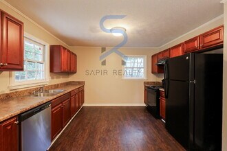 6926 Vesta Brook Dr in Morrow, GA - Building Photo - Building Photo