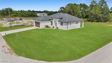3103 Hanna Ave S in Lehigh Acres, FL - Building Photo - Building Photo