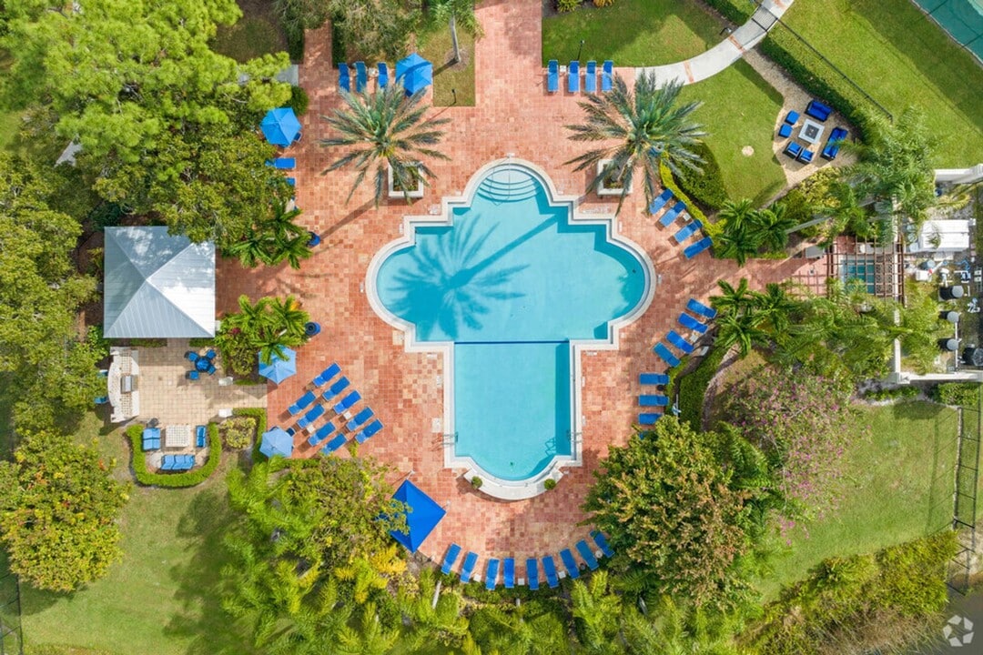 Coquina Cove in Palm City, FL - Building Photo