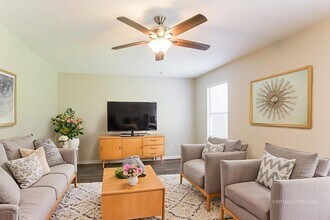 1910 Emerald Pathway Dr in Spring, TX - Building Photo - Building Photo