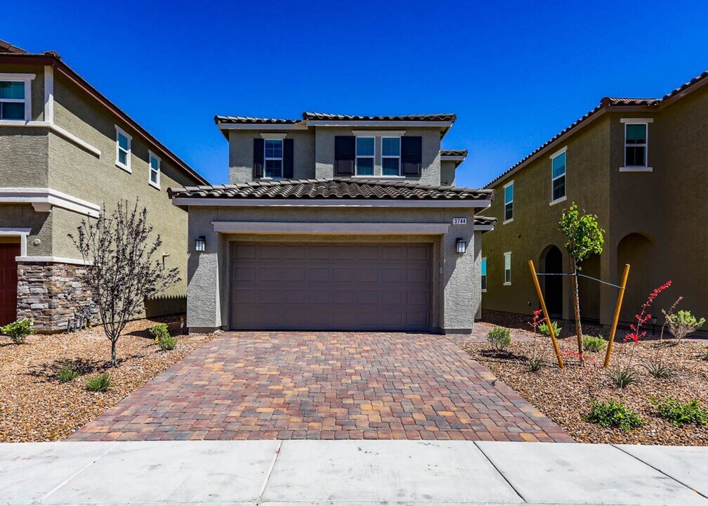 3744 Frattina Ave in Henderson, NV - Building Photo