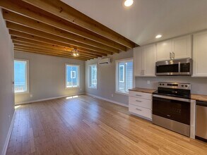80 E Cascade St in Arden, NC - Building Photo - Building Photo