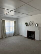 214 Bird Ct, Unit 3 in Charleston, WV - Building Photo - Building Photo