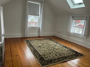 7 Salem St in Winchester, MA - Foto de edificio - Building Photo