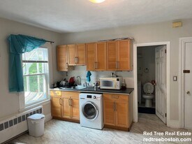 19 Tafthill Ter, Unit 2 in Boston, MA - Building Photo