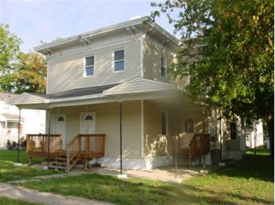 214 W Porter St in Albion, MI - Building Photo