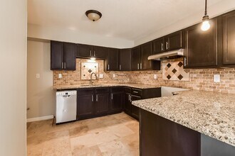 2218 Morning Vista Dr in Memphis, TN - Building Photo - Building Photo