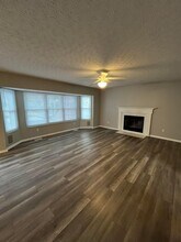 208 Caswell Dr in Gahanna, OH - Foto de edificio - Building Photo