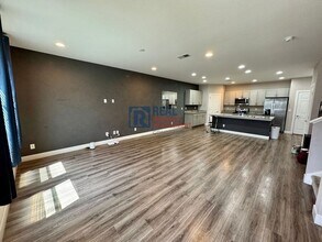 16015 E Bolling Dr in Denver, CO - Building Photo - Building Photo